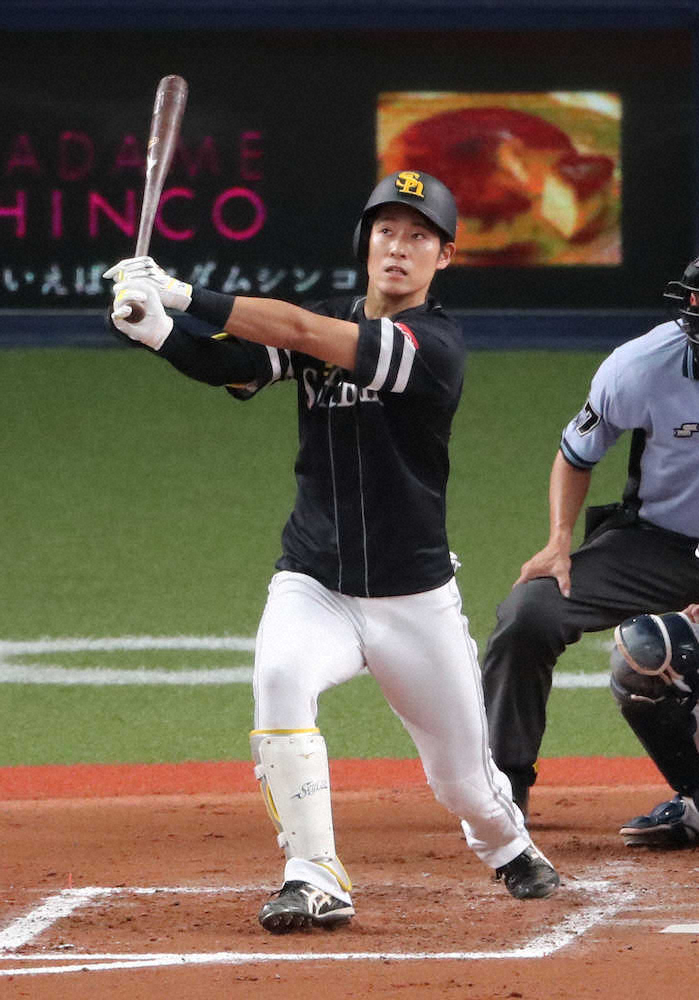 【画像・写真】ソフトB・上林　2戦連発3号2ラン＆ダメ押し2点タイムリー　5連勝をけん引