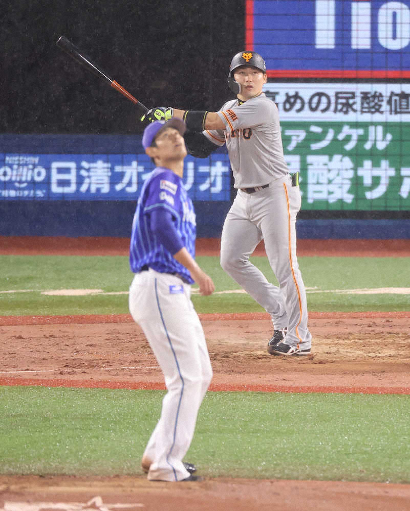 【画像・写真】巨人　丸の4号ソロで勝ち越し「集中して、いいスイングができました」