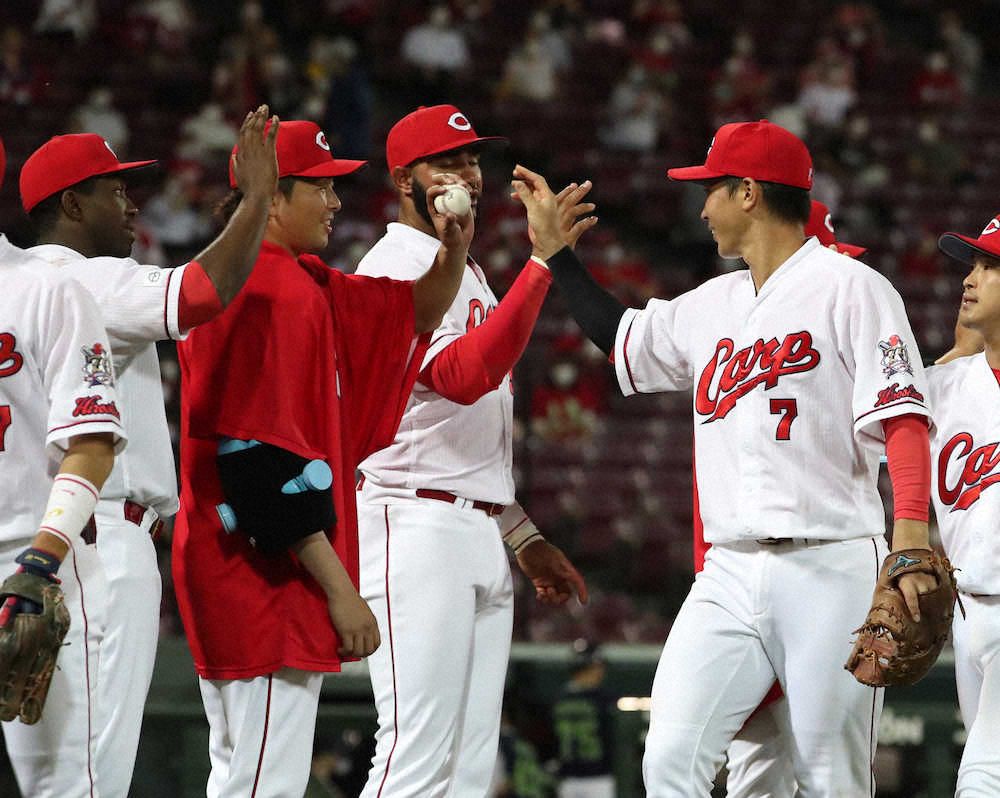 【画像・写真】広島・大瀬良　6回2失点、118球熱投でリーグトップタイ3勝目　マツダ有観客試合の初勝利飾る