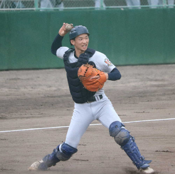 ドラフト候補の立正大淞南 谷川 武器 の強肩披露 阪神含め8球団のスカウト集結 スポニチ Sponichi Annex 野球