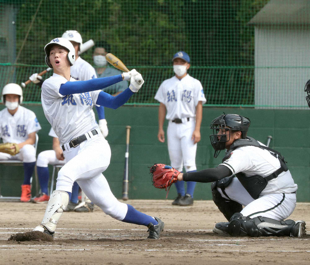 【画像・写真】福岡屈指の強打者対決！　筑陽学園・中村VS福岡第一・岸本に9球団スカウト熱視線
