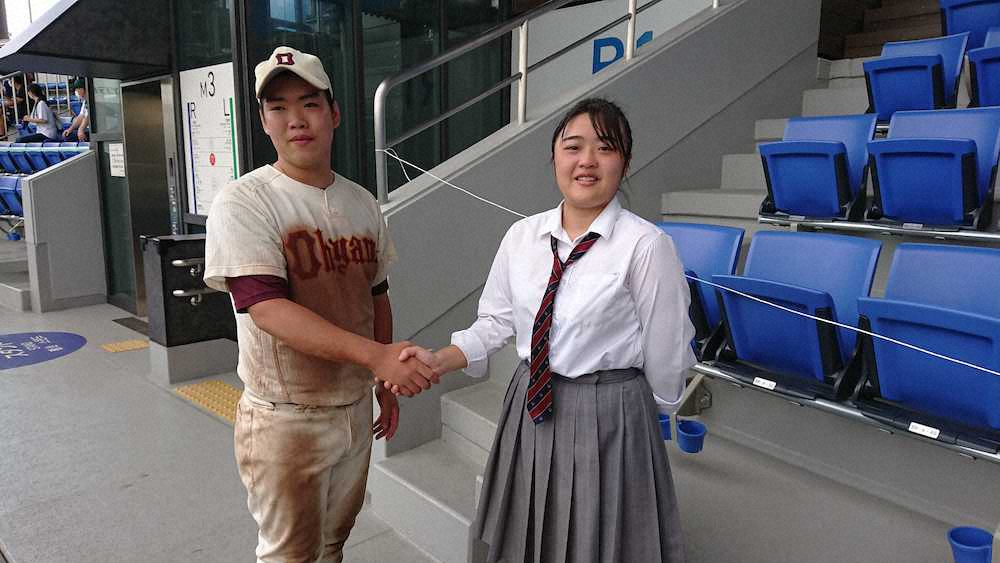 【画像・写真】都大山唯一の3年生・福田、岩崎女子マネと涙の握手　連合チームで無念サヨナラ負けも感謝伝えあう