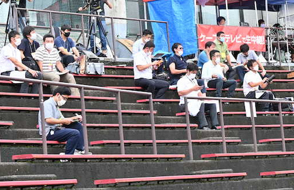 【画像・写真】早実2年生4番・清宮福太郎　来年ドラフト目玉？スカウト5球団視察