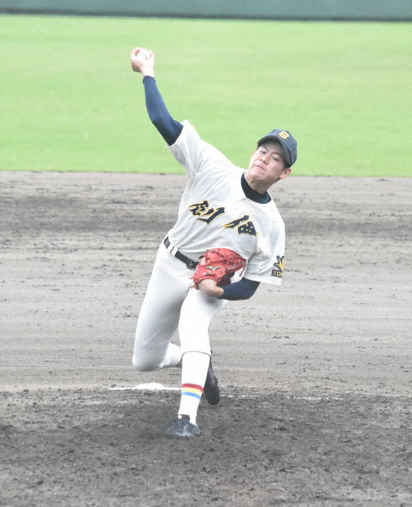 【画像・写真】創価、投打で圧倒　初回に8安打12得点　右腕・森畑が3者連続三振締め