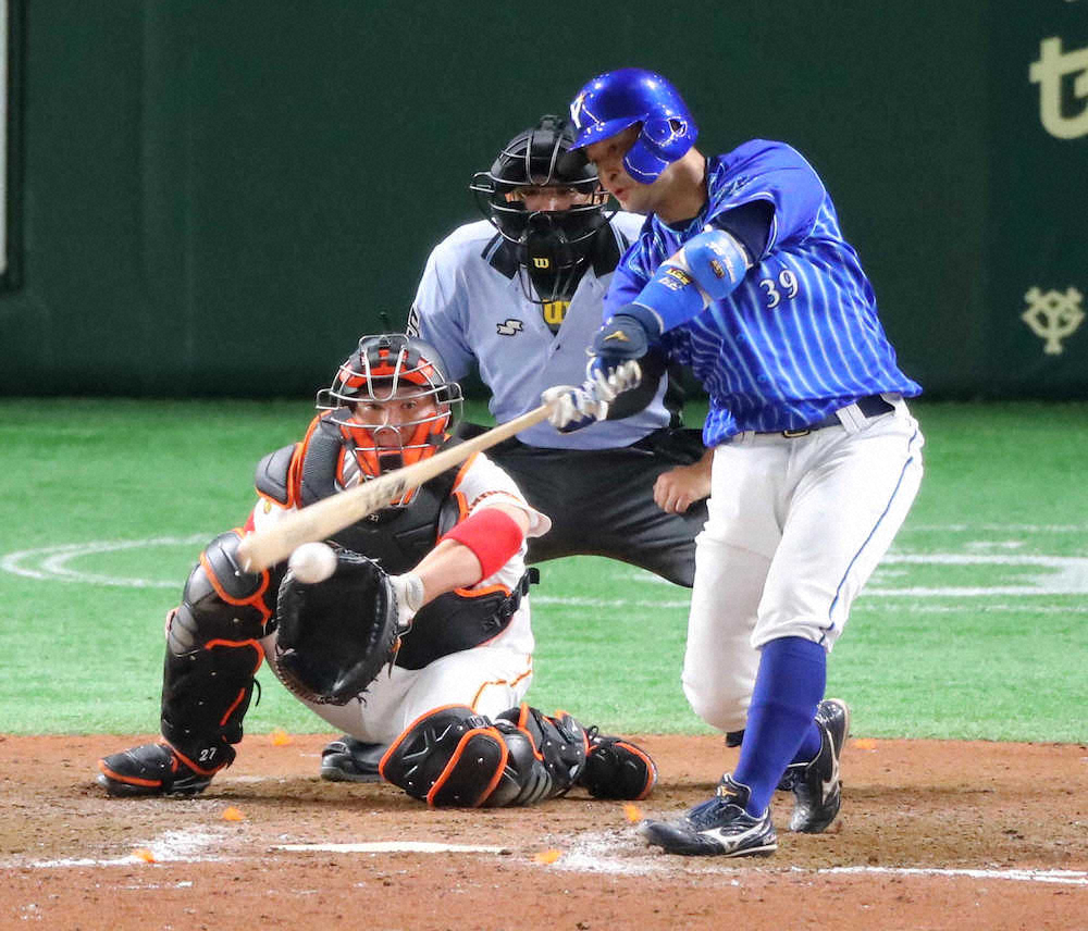 【画像・写真】DeNA　代打・嶺井がタイムリー！通算5度目の対戦で初メルセデス討ち