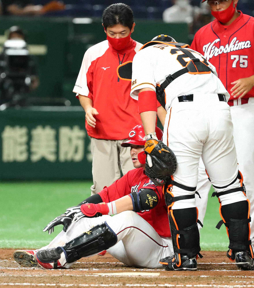 広島 会沢 プロ初陣も頭部死球だった 過去に山口 山井 ドリスからも スポニチ Sponichi Annex 野球