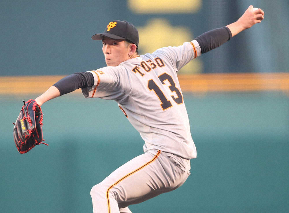 【画像・写真】巨人　伝統の一戦に快勝、首位独走！岡本、打点トップ2点二塁打　20歳戸郷はプロ初10Kで4勝目