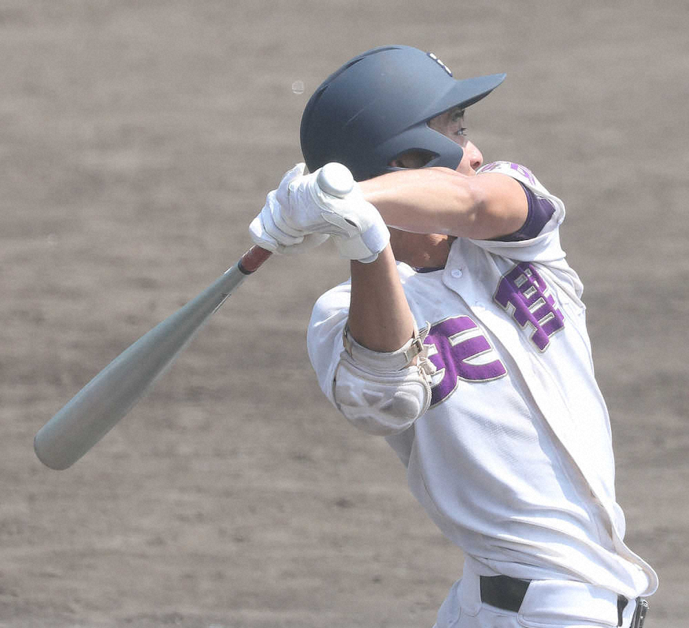 【画像・写真】天理　オール3年生でV！主将・下林が千金弾　中村監督男泣き「自分の時よりうれしい」