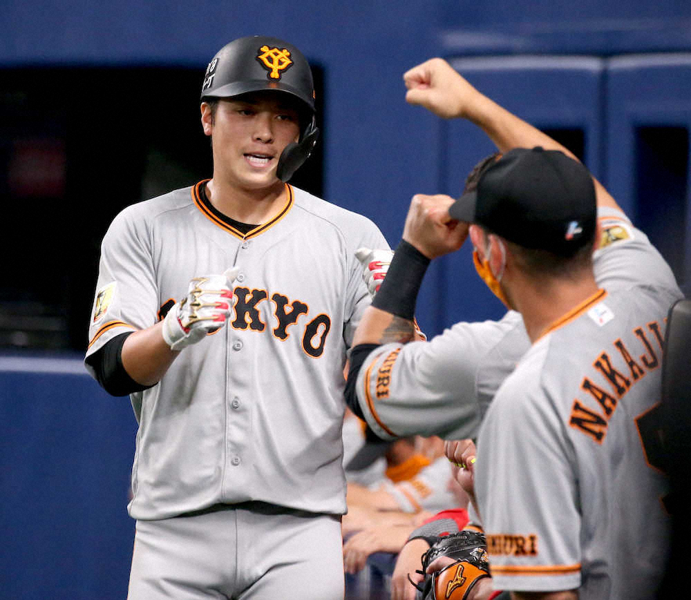 【画像・写真】巨人・北村　2号ソロ＆6回内野安打でチーム唯一のマルチ安打と奮闘