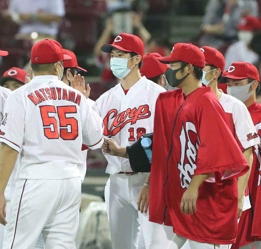 【画像・写真】広島・森下が本拠マツダ初白星　打線の大量援護にも恵まれ、エース大瀬良に並ぶチーム最多3勝目