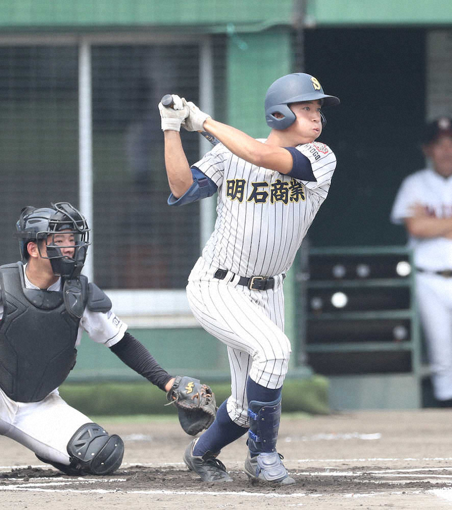 【画像・写真】明石商・来田涼斗外野手　個人記録より「勝って終わりたい」