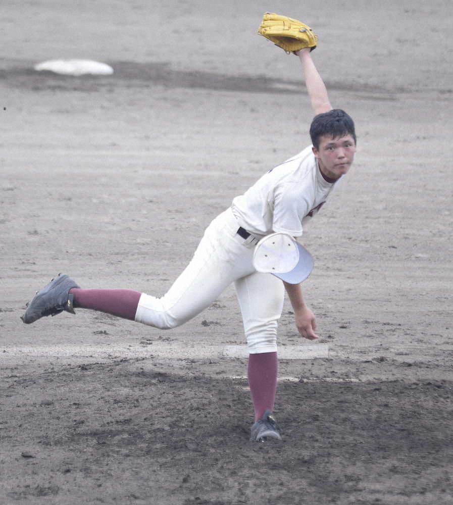 【画像・写真】瀬田工・小辻　9年ぶり準々決勝導く快投　9日は県内27連勝の近江と対戦「止めたい」