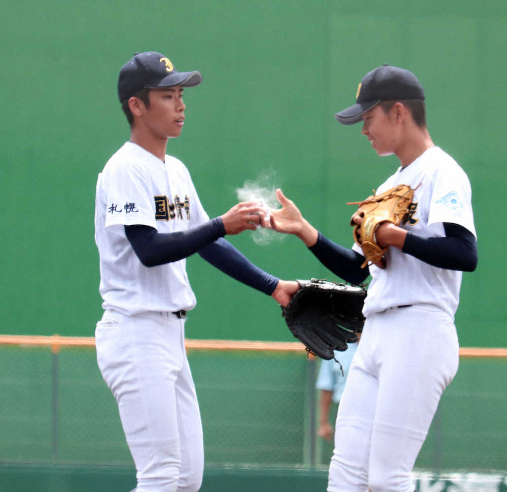 【画像・写真】札幌国際情報・エース原田　決勝戦で500球到達　「投球制限」適用で交代