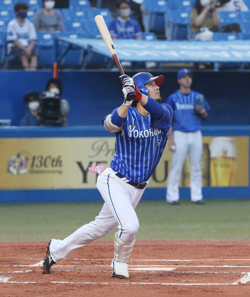 【画像・写真】倉本の今季1号グランドスラムで2位のDeNAが先制「最高です！」