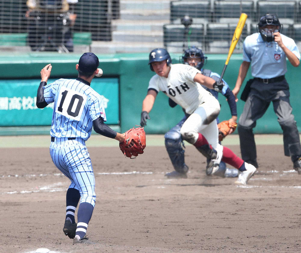 東海大相模の2年生左腕 石田が好投 利き手で打球を止める気迫も スポニチ Sponichi Annex 野球
