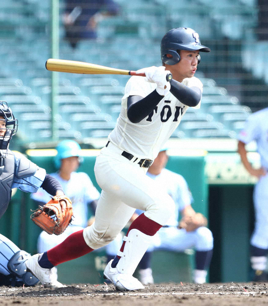 【画像・写真】大阪桐蔭・吉安　5番捕手で攻守に貢献「他の球場とは違ったし、楽しかった」