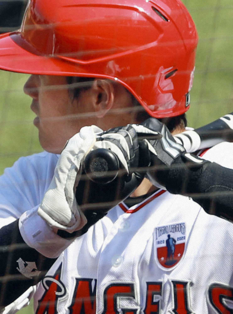 【画像・写真】ニグロリーグ創設100年　左胸に記念パッチ付けて試合