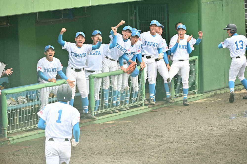 【画像・写真】「自分たちだけの甲子園」を目指した高田高校　石碑に刻まれた「1イニングの貸し」