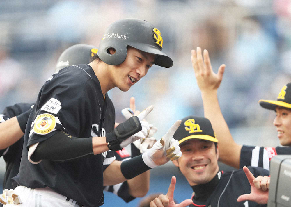 【画像・写真】ソフトB・柳田が3戦連発の先制2ラン「初球から集中して打ちにいけた」