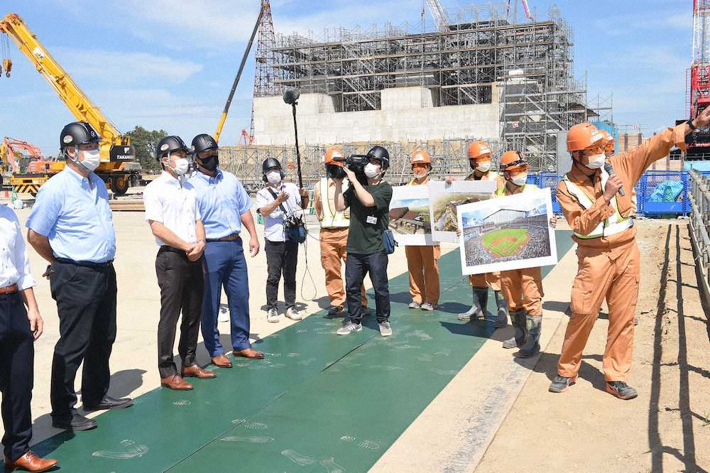 【画像・写真】日本ハムの14選手ら新本拠地建設現場を訪問　中田「凄く楽しみ。やってみたい」清宮「期待感凄い」
