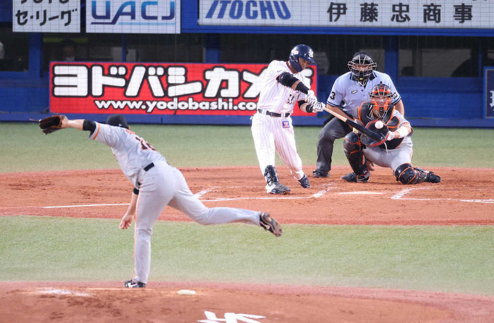 【画像・写真】ヤクルト、開幕9連勝狙う菅野から開始5球で先制！　今季初勝利目指す40歳・石川を初回2点で強力援護