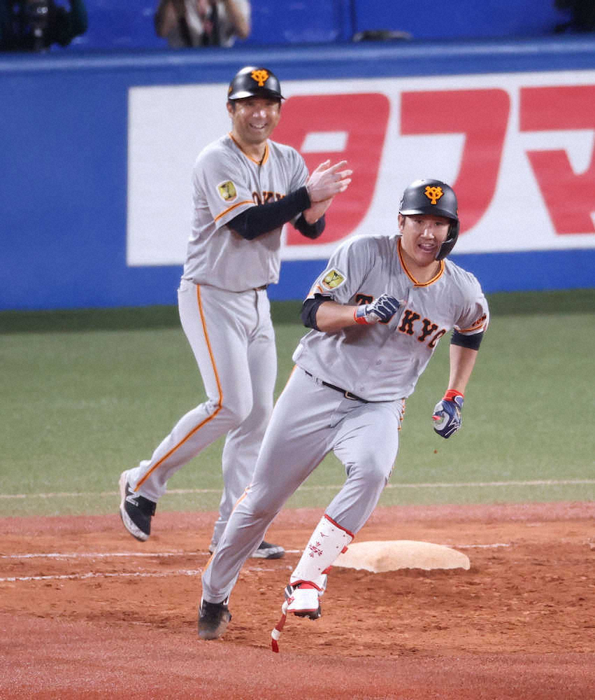【画像・写真】巨人・菅野が投打で大暴れ！投げては球団54年ぶり開幕9連勝、打っては満塁走者一掃打で3打点！
