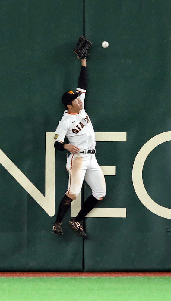 【画像・写真】巨人　中日に逆転負け…四死球絡みで崩れてリード守れず、2番手の鍵谷が今季初黒星