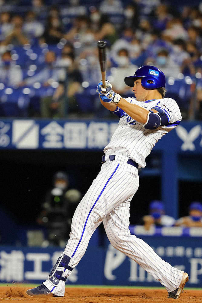 【画像・写真】DeNA・国吉　最速158キロ3勝目＆逆転口火打、ラミレス監督も称賛