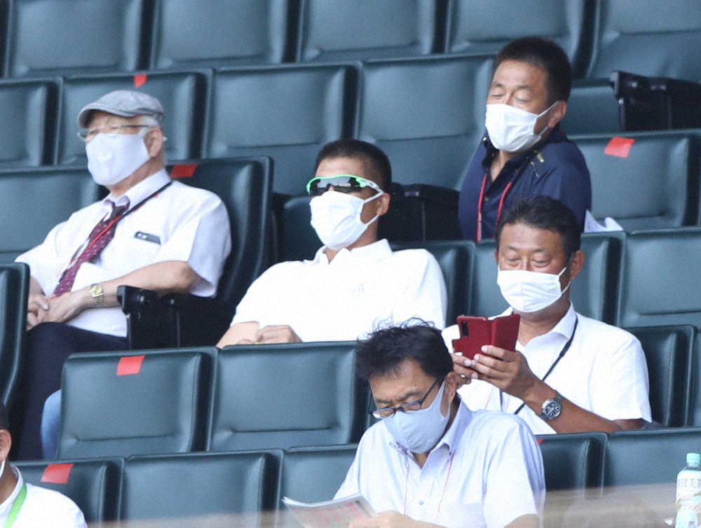【画像・写真】ソフトB・城島氏　プロ志望高校生合同練習会「僕らが高校生のころからすれば凄くレベルが高い」