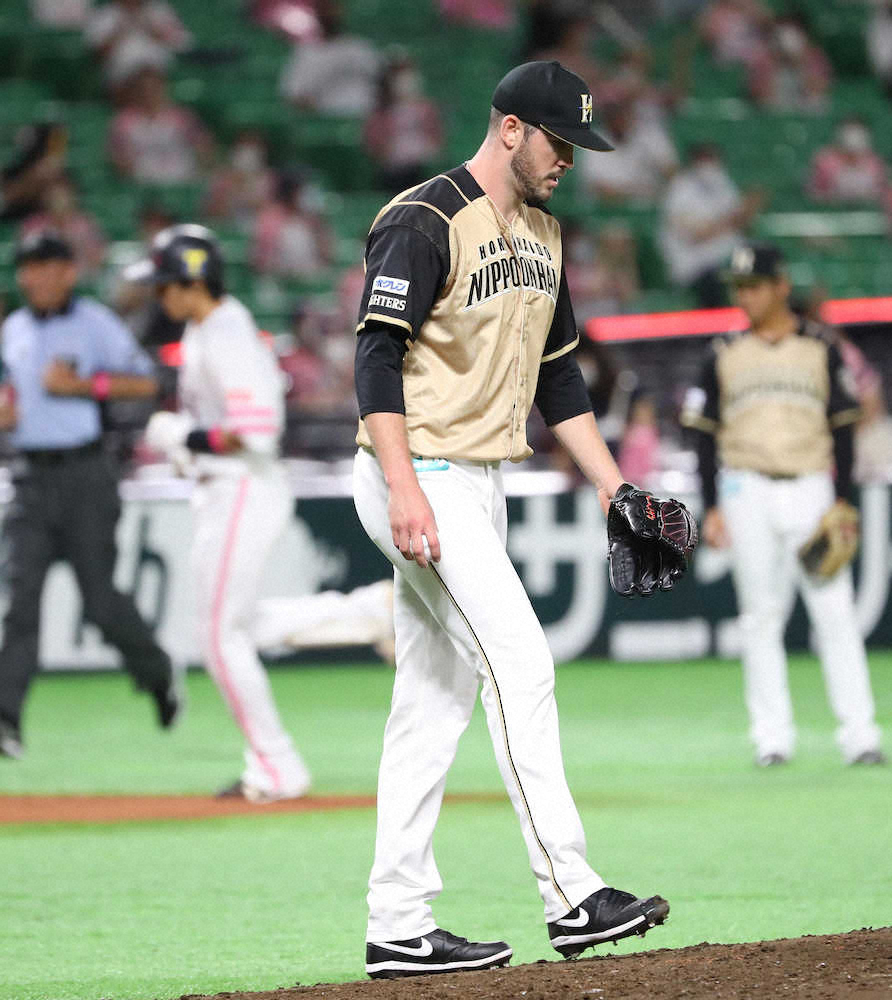 【画像・写真】日本ハム　逆転負けで4連敗、5割切る　栗山監督「これからだよね。今日負けたのが悔しい」