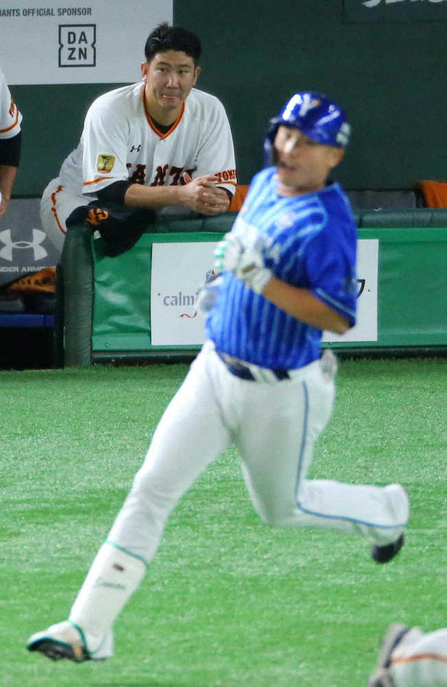 【画像・写真】菅野　7度目2桁勝利と開幕10連勝はお預け…1点リードの8回2死から連続四球で降板　中川打たれる