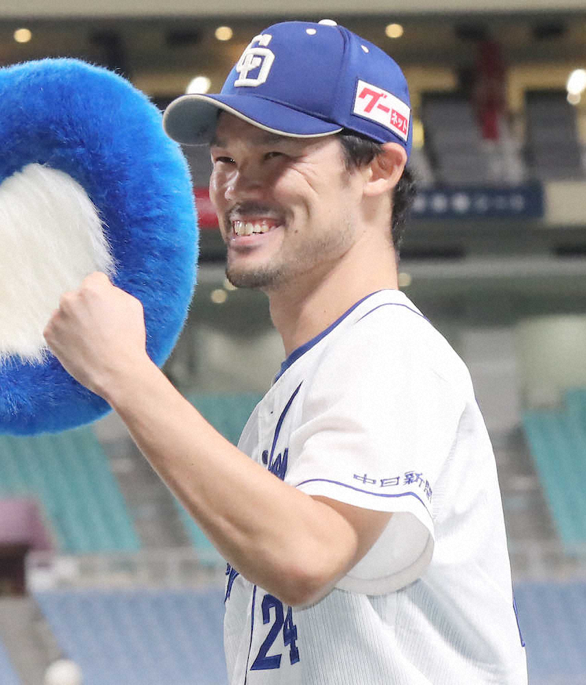 【画像・写真】中日・福谷　悔し涙の勝利投手　初完封目前の8回2死で降板「完投いけると思ったので」