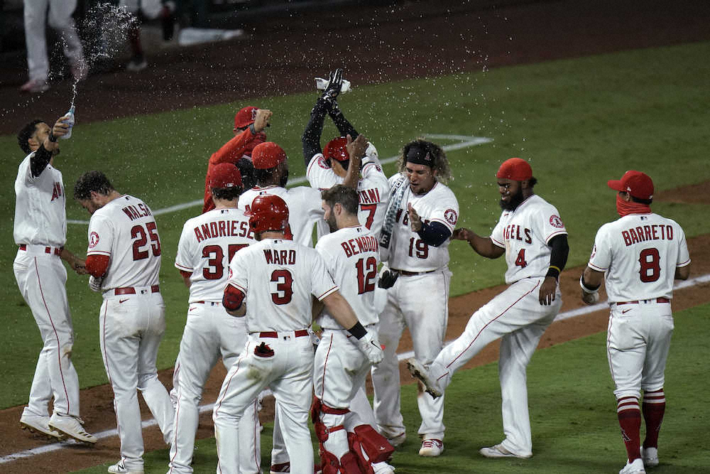 【画像・写真】大谷　メジャー自身初のサヨナラ打、日本人では14年の青木以来　チームは2連勝