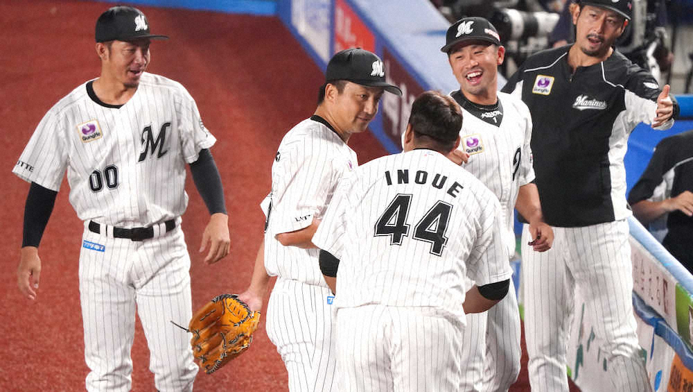 【画像・写真】沢村　ロッテ移籍後即デビュー!圧巻の3者連続空振り三振で雄叫び　スタンドからは大拍手