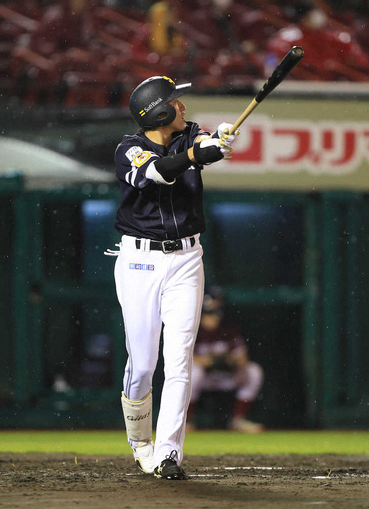 【画像・写真】ソフトB　柳田2発で3連勝!2度の降雨中断挟み試合終了23時38分、ヒーローインタビュー行えず