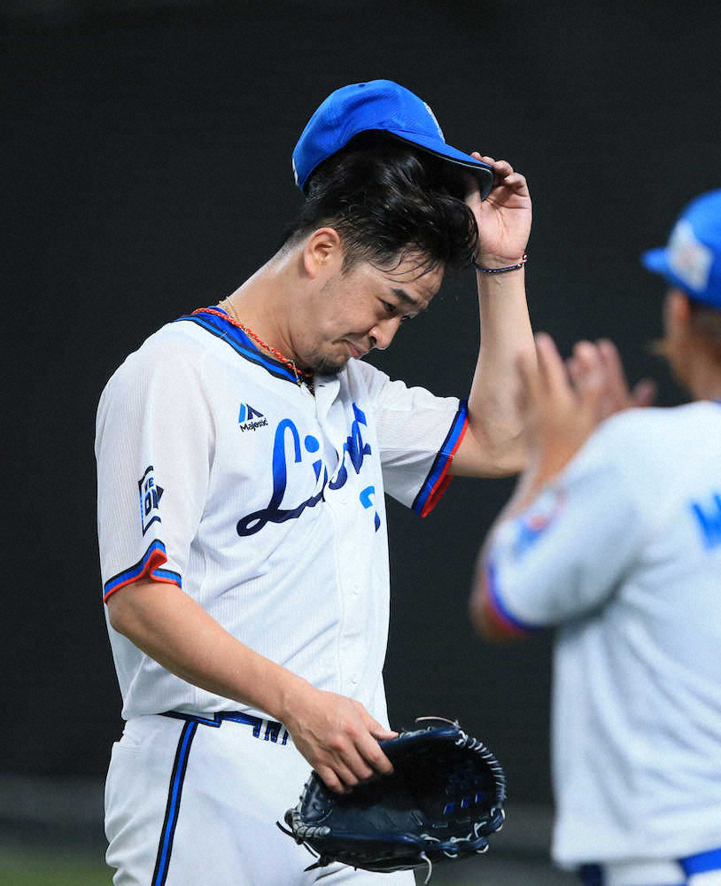 【画像・写真】西武・平井　3度目先発は3回6失点、バント処理ミス後に痛打浴びる　辻監督おかんむり