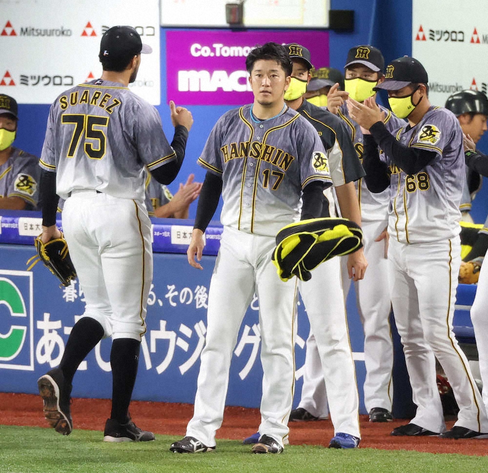 【画像・写真】【内田雅也の追球】「置かれた場所」で咲いた花　代打弾の陽川、救援で乱戦鎮めた岩貞　阪神7年目コンビ