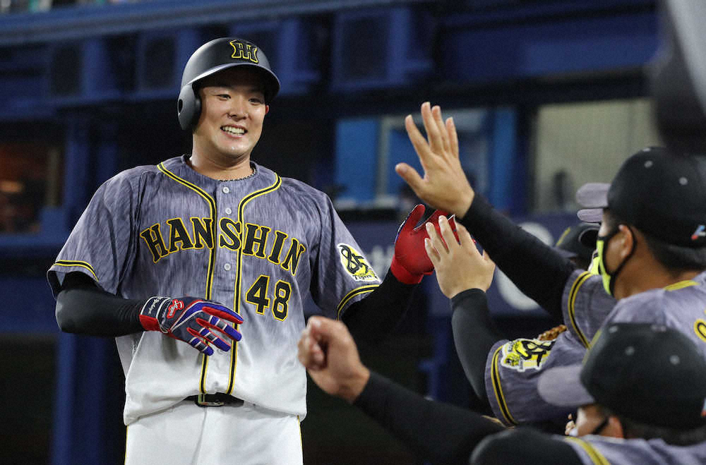 【画像・写真】阪神・斎藤　初失点の前に初得点マーク　9人目の野手として奮闘も先発では3回降板