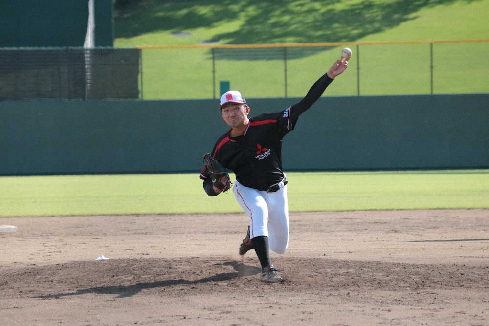 【画像・写真】三菱自動車岡崎のドラフト候補左腕・坂巻　救援で乱調、1回2安打2四球1失点にがっくり