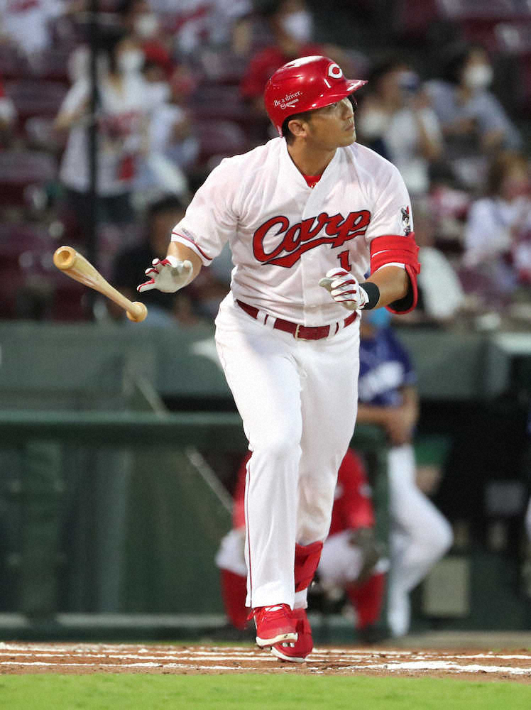 【画像・写真】広島・誠也　大野雄の完投許さん弾！　初回に2戦連発3ラン　14日に休日返上で調整、試行錯誤で復調気配