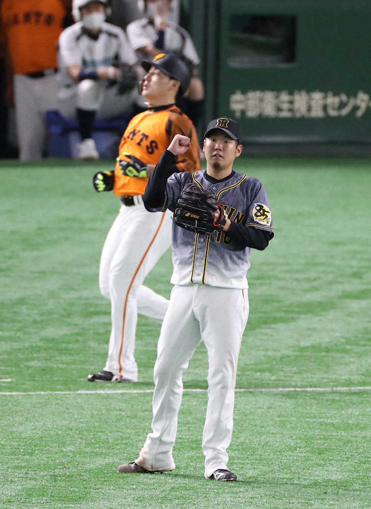 【画像・写真】“なめんなよ、巨人!”阪神・西勇　二塁踏ませず完封　昨秋CSの分も“倍返し”