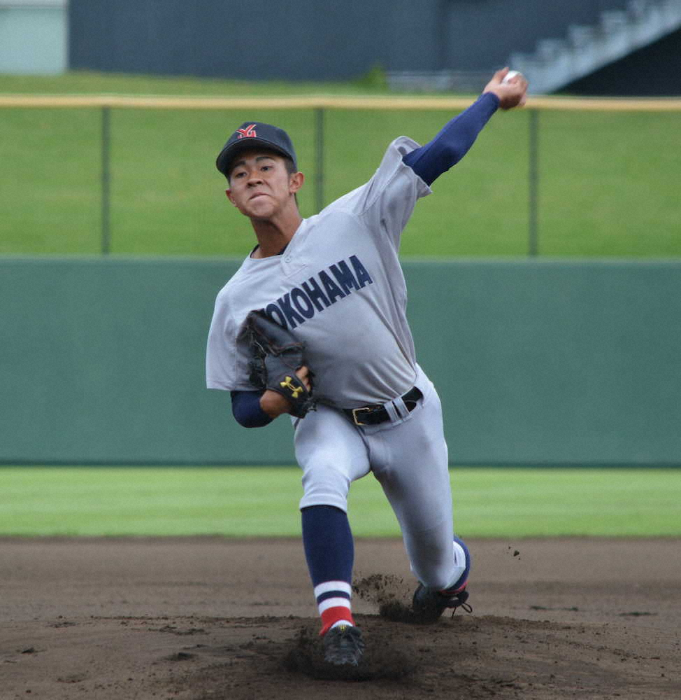 【画像・写真】横浜が相洋にコールド勝ちで4強進出　147キロ左腕・金井が県大会初登板で5回途中1失点