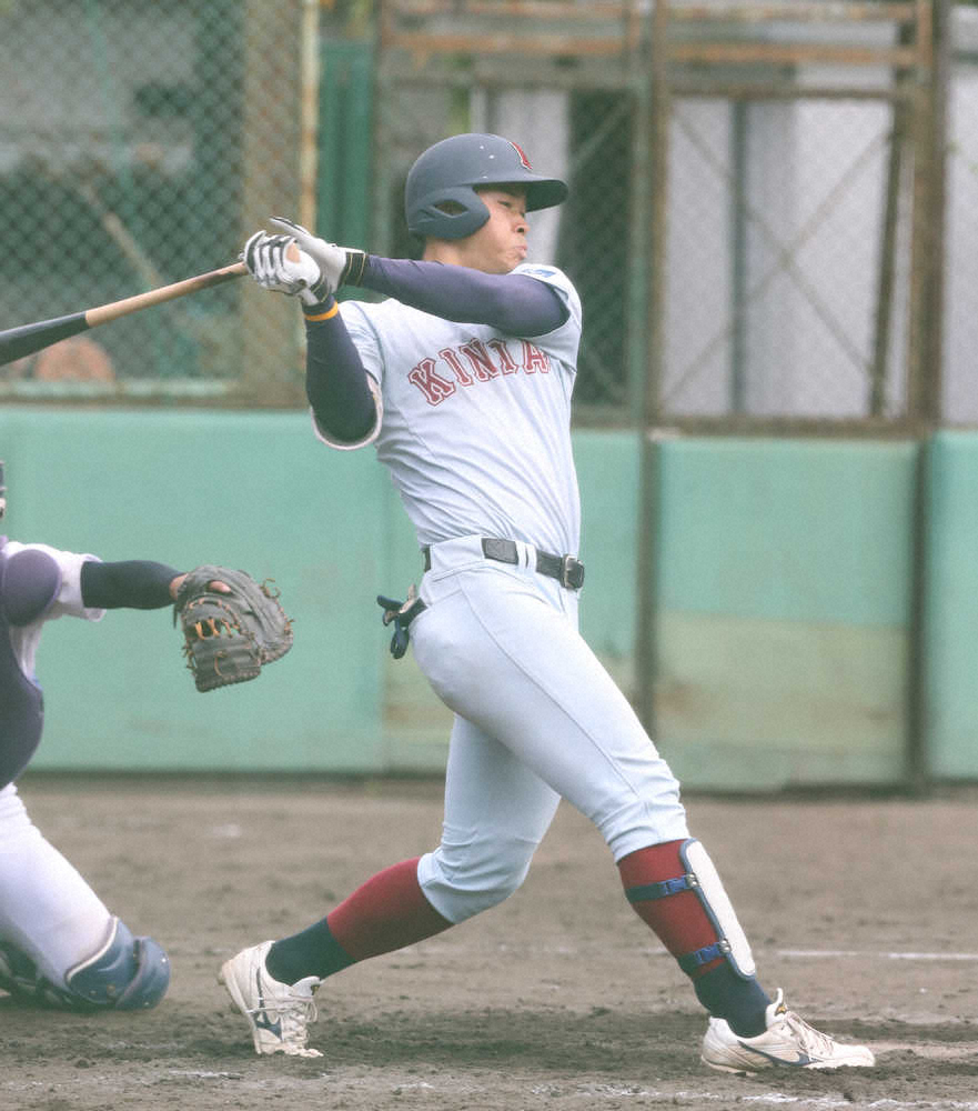 【画像・写真】ドラ1候補の近大・佐藤、2安打＆四球で勝利貢献　一発お預けも好調キープ