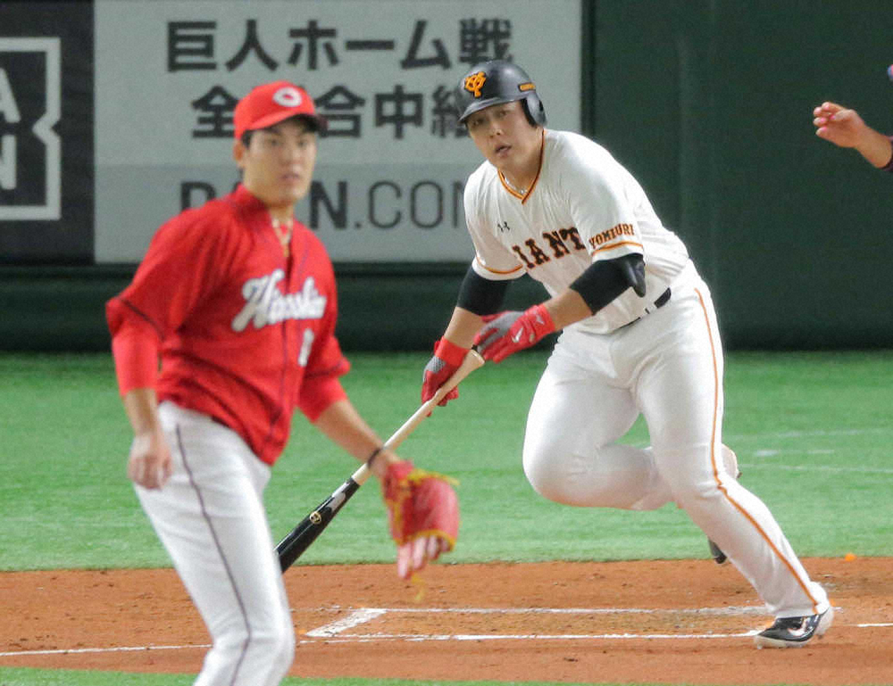 【画像・写真】巨人・岡本　先制されたその裏、即座にタイムリー！1点差に迫る　大山に5差つける62打点目