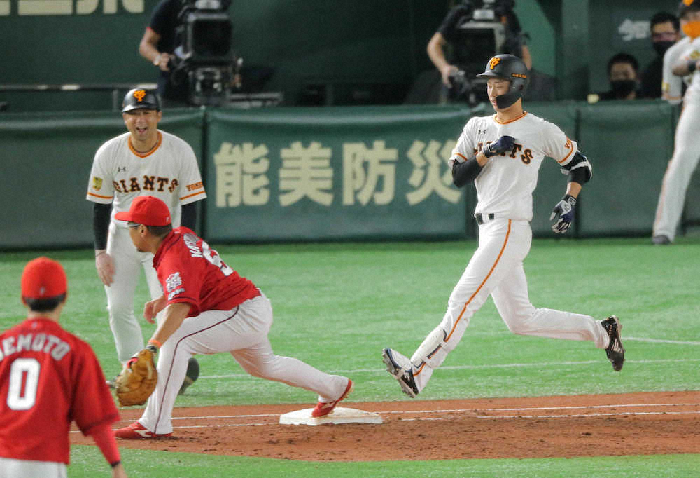 【画像・写真】巨人・直江　プロ初安打幻に…右前への打球は誠也に阻まれライトゴロに