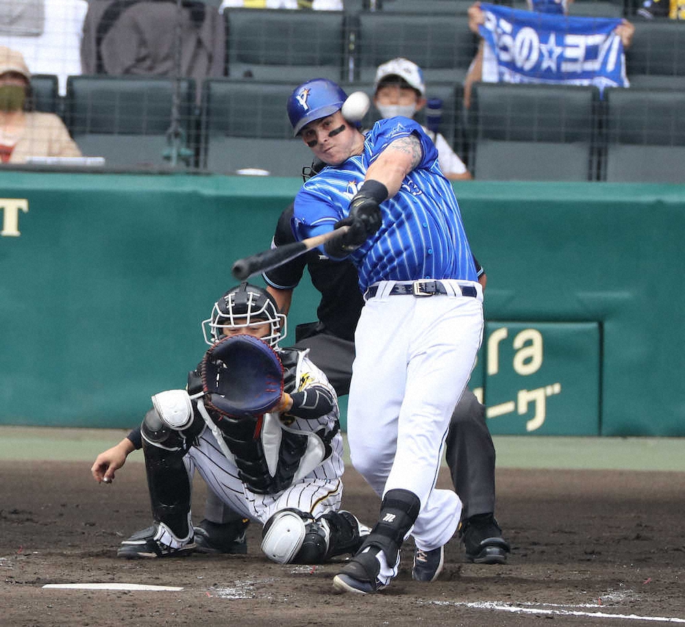 【画像・写真】DeNA　オースティンパワーさく裂、2戦連続逆転3ラン「ヤッター」