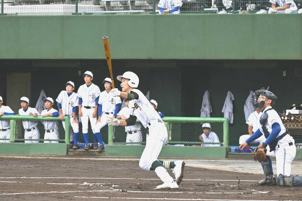 【画像・写真】プロ注目の吉野が先制2ラン　昌平が秋季埼玉大会準決勝進出