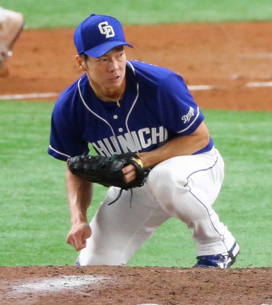 【画像・写真】中日・木下雄　丸の打球右肘直撃で降板、与田監督「名古屋に戻って検査する」