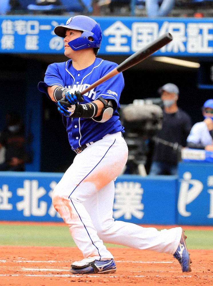 【画像・写真】中日　打線爆発で連勝、39日ぶり3位浮上　木下拓が適時打＆3ラン奮闘