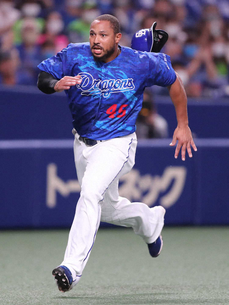 【画像・写真】ハングル文字で記載の理由　決勝打の中日・シエラ　恩師に「感謝の気持ち伝えたい」